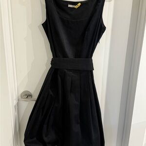 Elegant Black Sleeveless Dress